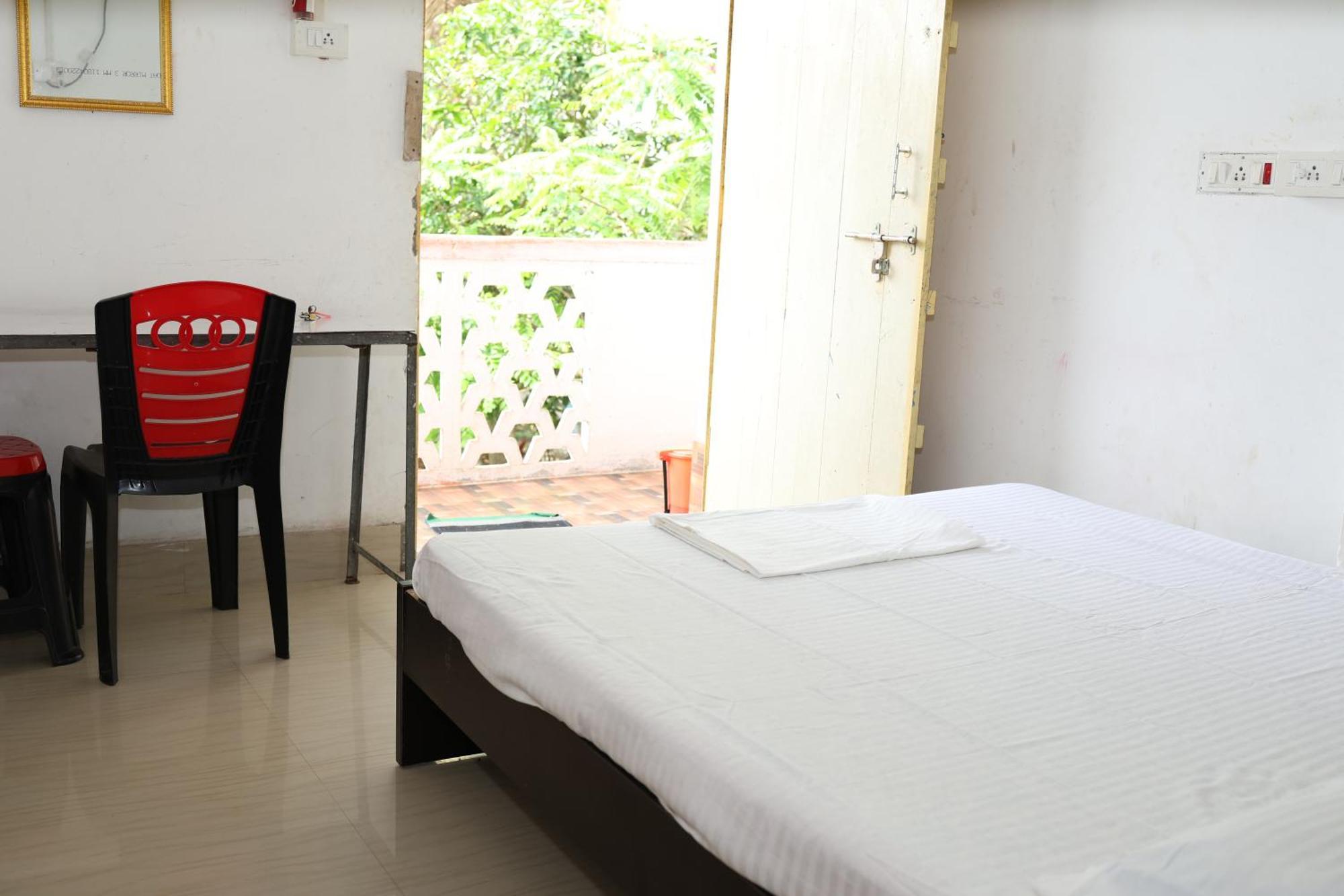 Отель Kriya Yoga Wellness Dhablat Экстерьер фото